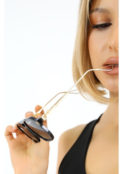 Kadın Siyah Retro UV400 Güneş Gözlüğü Gold Sap WP25-19 C2