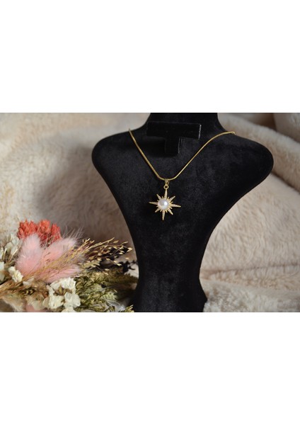 Yıldız Detaylı Şık Tasarımlı Çelik Kolye modelleri