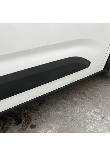 Peugeot Partner Marşpiyel Kaplaması 4 Parça 2019 Model ve Sonrası modelleri