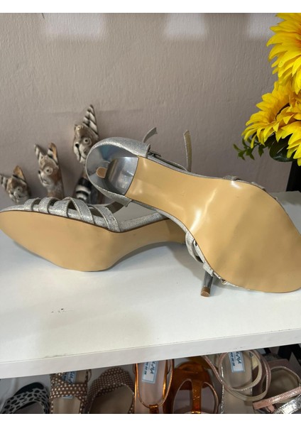 Dora Gümüş Deri -Dans, Tango ve Abiye Ayakkabı modelleri