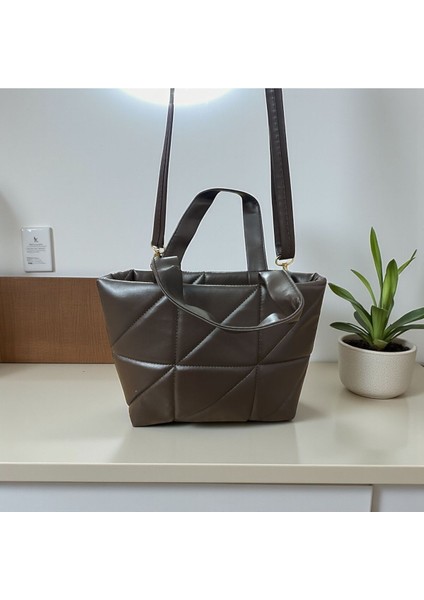 Kapitone Kabartmalı Puf Şime Omuz Çanta