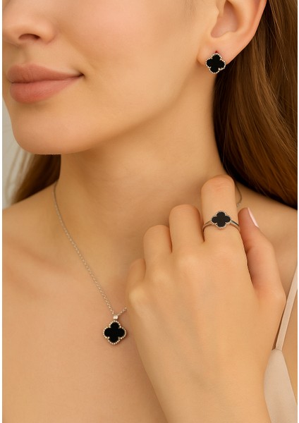 925 Ayar Rodyum Kaplama Siyah Oniks Taşlı Yonca Model Gümüş Takı Seti fiyatları