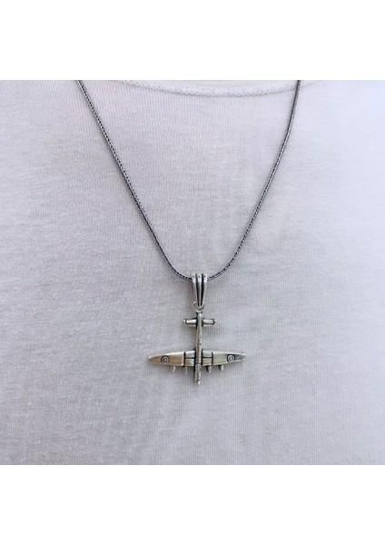 Gümüş Uçak Detaylı Erkek Kolye