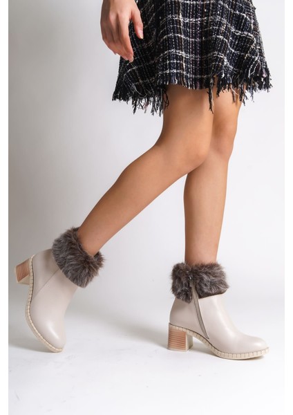 Julıa Fermuarlı Ortopedik Taban Tüylü Topuklu Kadın Bot Ckt - Krem fiyatları