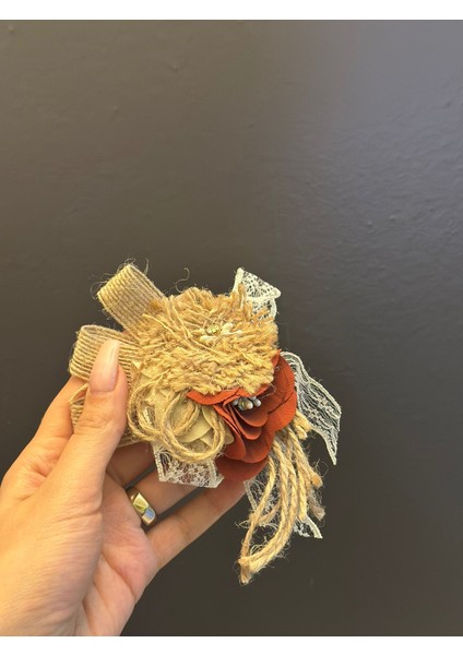Çiçekli Tasarım Broş Yaka Iğnesi G,y,m Aksesuarı 9x6 cm modelleri