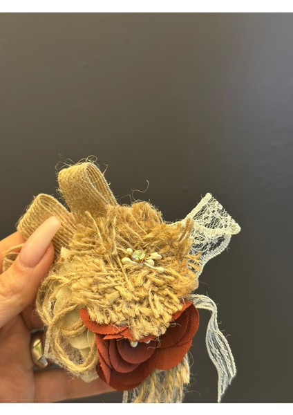 Çiçekli Tasarım Broş Yaka Iğnesi G,y,m Aksesuarı 9x6 cm fırsatları