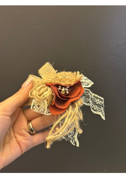 Çiçekli Tasarım Broş Yaka Iğnesi G,y,m Aksesuarı 9x6 cm