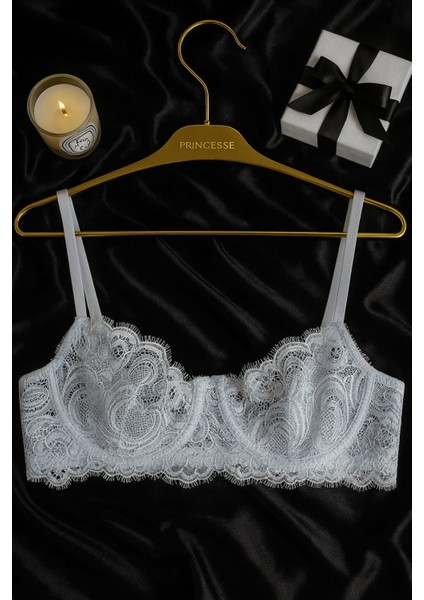 Zarif Dantelli Bralet ve String Külot Takımı modelleri