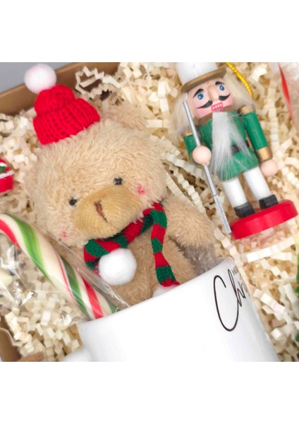 Premium Yılbaşı Hediye Kutusu 00190 fırsatları