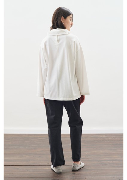 Yüksek Yaka Bağlamalı Bluz Ekru fiyatları