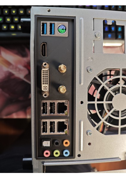 Gigabyte H77N Wifi Uyumlu Anakart Arka Aynası fiyatları