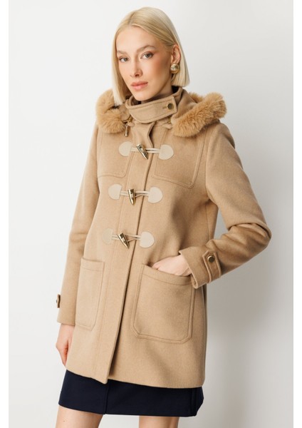Kadın Yakası Kürklü Kapüşonlu Kaban 6015 Camel fiyatları
