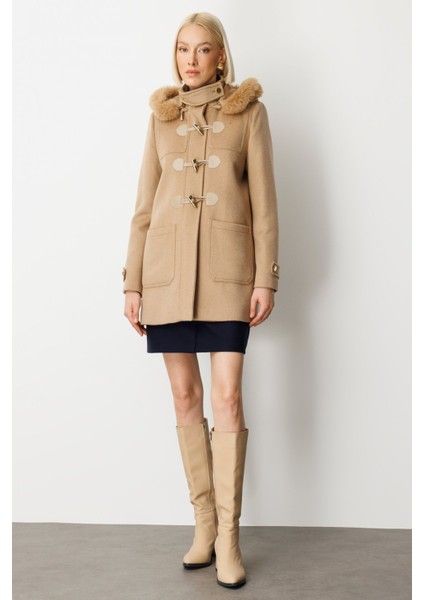 Kadın Yakası Kürklü Kapüşonlu Kaban 6015 Camel fırsatları