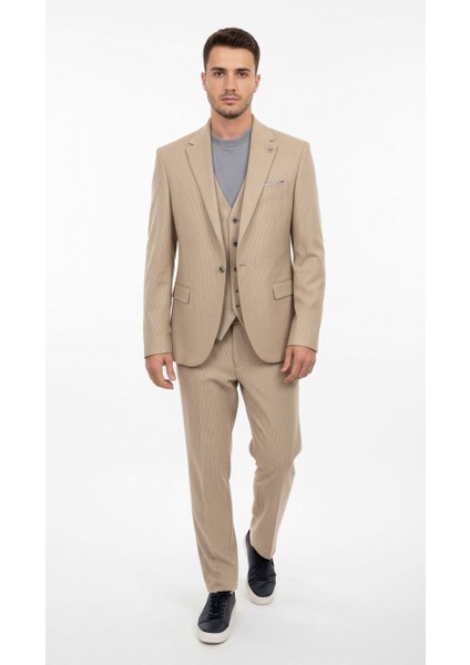 Ekru Fitilli Kadife Erkek Takım Elbise – 3 Parça Yelekli, Şık ve Modern Slim Fit Kesim modelleri