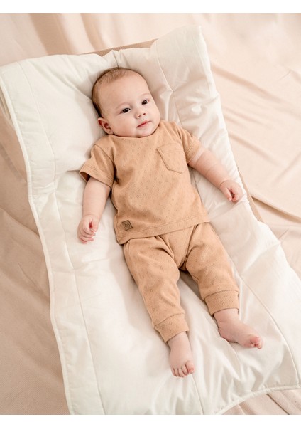 Jakarlı Nakışlı Tişört Patiksiz Alt Takım