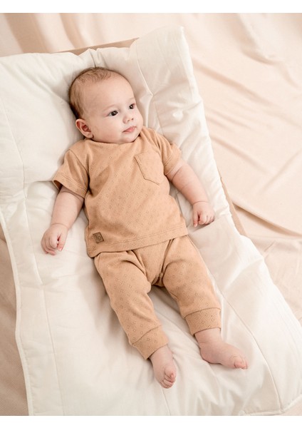 Jakarlı Nakışlı Tişört Patiksiz Alt Takım fiyatları