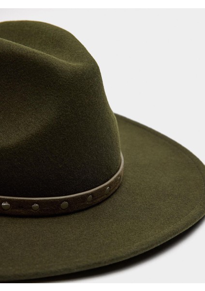 Kemer ve Çıtçıt Detaylı Yün Içerikli Şapka fiyatları