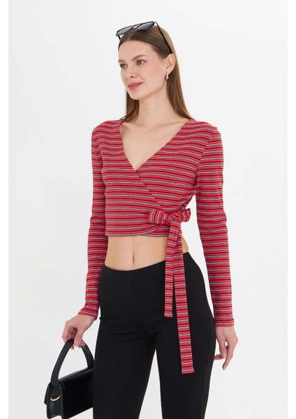 Kadın Kruvaze Uzun Kollu Bağlamalı Crop Top Bluz fırsatları