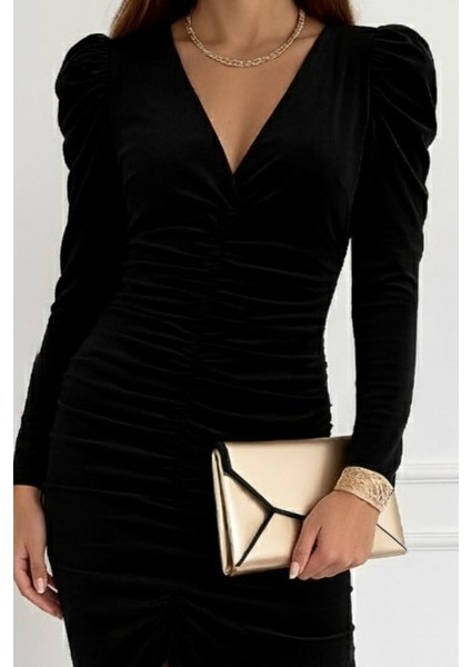 Kadın Uzun Kollu Derin Kruvaze Yakalı Önden Büzgülü Yırtmaç Detaylı Kadife Midi Elbise fiyatları