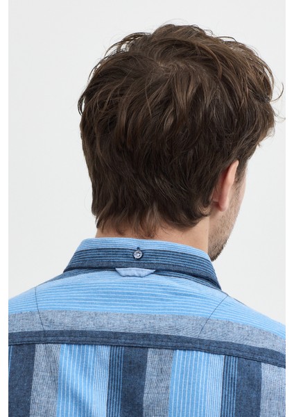 Regular Fit Pamuk Karışımlı Melanj Çizgili Düğmeli Yaka Erkek Gömlek