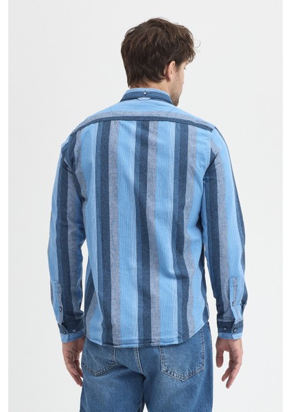 Regular Fit Pamuk Karışımlı Melanj Çizgili Düğmeli Yaka Erkek Gömlek