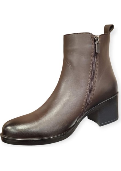 25021503K Topuklu Klasik Deri Kadın Bot modelleri
