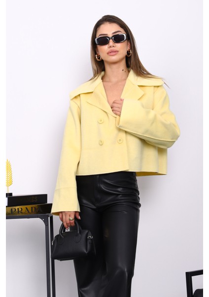 Sarı Kısa Düğmeli Kaşe Ceket modelleri