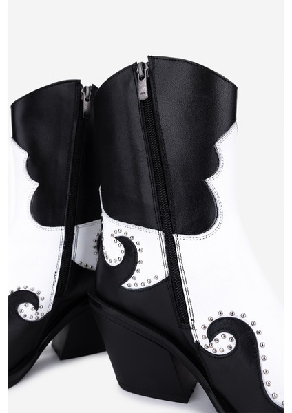 Kadın Hakiki Deri Siyah/beyaz Western Bot 1072 9258 Bn Bot SK25-26 Sıyah/beyaz indirimleri