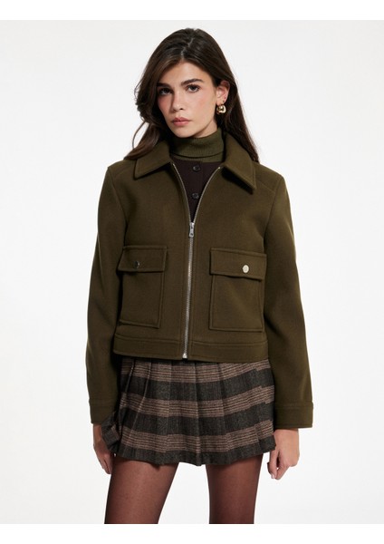 Uzun Kollu Fermuar Detaylı Cepli Crop Kaşe Ceket modelleri