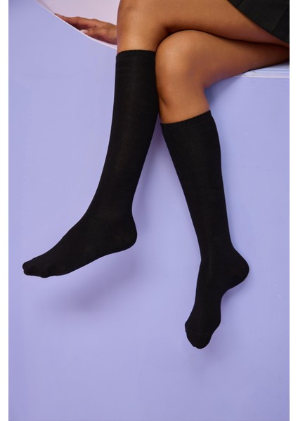 Kadın Siyah Renkli Famliy Basic Dizaltı Çorap fırsatları
