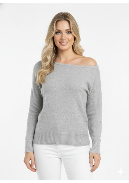 Kadın Gri Iki Yönlü Tek Omuz Düşük Geniş Kol Detaylı Standart Beden Triko Kazak