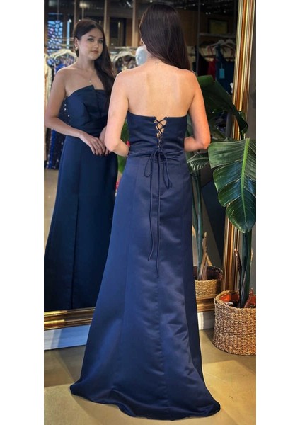 Lacivert Straplez Yaka Sırt Dekolteli Yırtmaçlı Düz Kesim Saten Uzun Abiye Elbise 11102-04 indirimleri