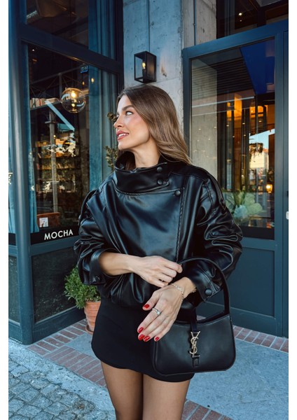 Siyah Dik Yaka Fermuarlı Apolet Detaylı Astarlı Deri Ceket modelleri