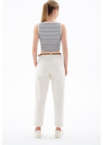 Kemerli Pantolon Ekru modelleri