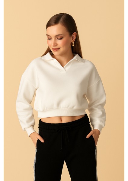 Üç Iplik Patlı Yakalı Kısa Kadın Crop Sweat