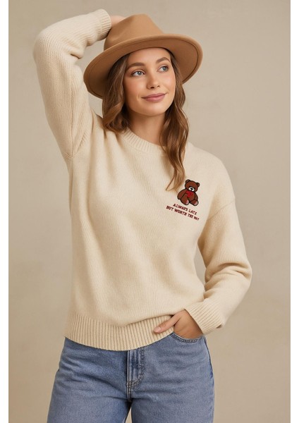 Bisiklet Yaka Nakışlı Kazak Ekru fiyatları