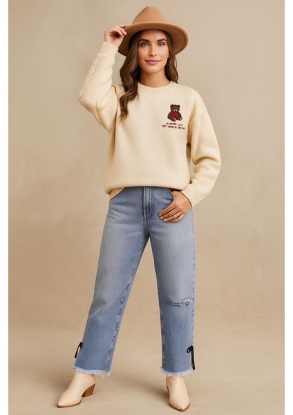 Bisiklet Yaka Nakışlı Kazak Ekru fırsatları