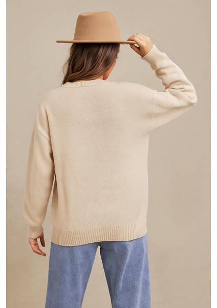 Bisiklet Yaka Nakışlı Kazak Ekru indirimleri