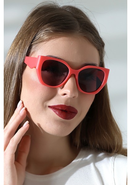 Kadın Oval Pembe Renkli Cam Mat Güneş Gözlüğü Garson Boy fırsatları