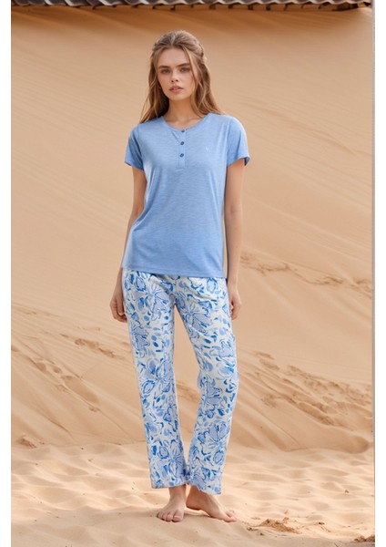 Kadın Giyim Açık Mavi Kısa Kollu Düğme Yaka Üst & Alt Ikili Pijama Takımı LL.AR01.NE00.TT04 fiyatları