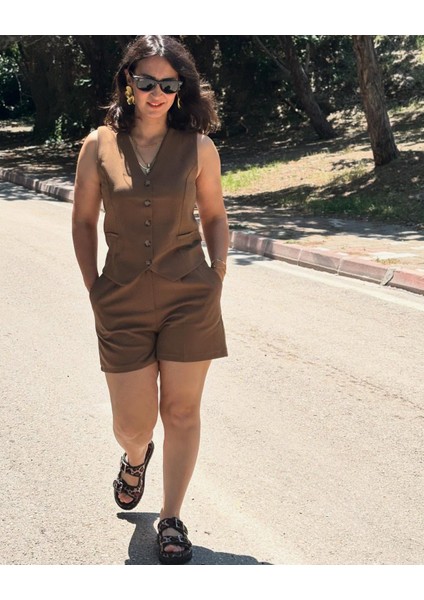 Kahve Haki Şort Yelek Takım fırsatları