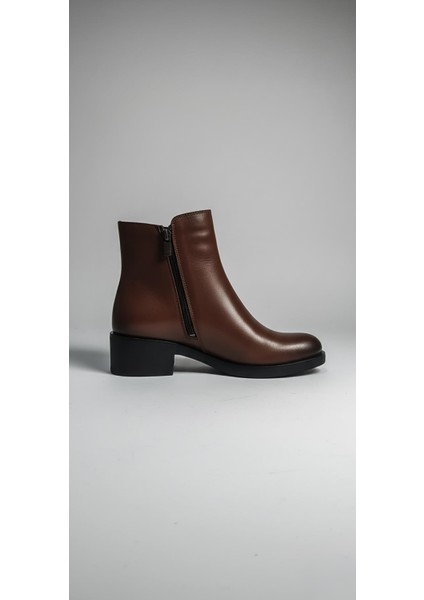Taba Kadın Hakiki Deri Topuklu Bot 074.100 fiyatları