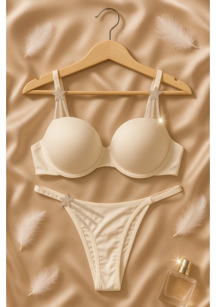 Taş Detaylı Beyaz Push Up Sütyen Takımı fırsatları