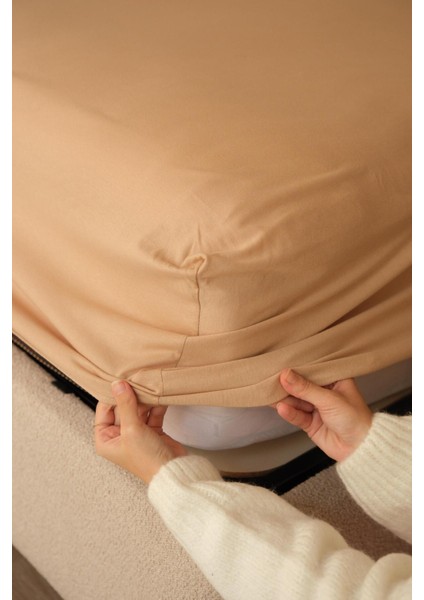 Çift Kişilik Lastikli Çarşaf Krem