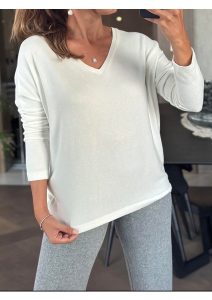 Yumoş V Yaka Triko Kazak