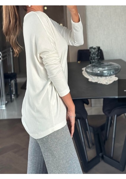 Yumoş V Yaka Triko Kazak fırsatları