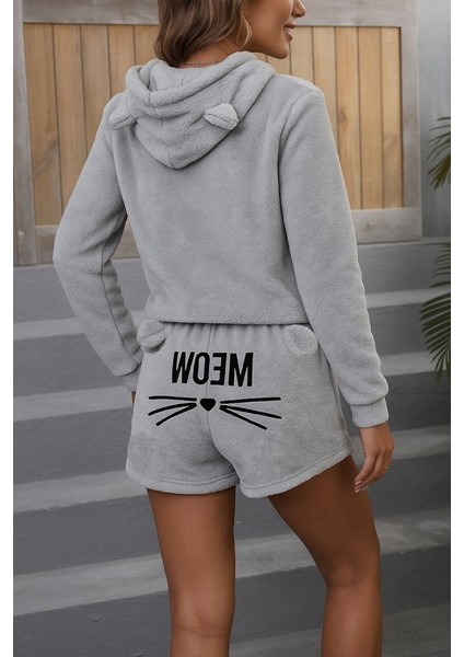 Kadın Uzun Kollu Kapşonlu Peluş Bluz ve Kısa Short Ikili Takım modelleri