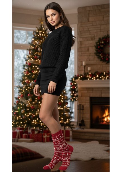 Kadın Yılbaşı Havlu Desenli Çorap – Pamuklu, Kalın ve Sıcak Tutan Noel Temalı Tekli Çorap