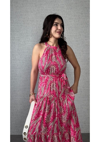 Kadın Omuzlardan Açık Boyundan Geçmeli Desenli Süprem Bluz fiyatları