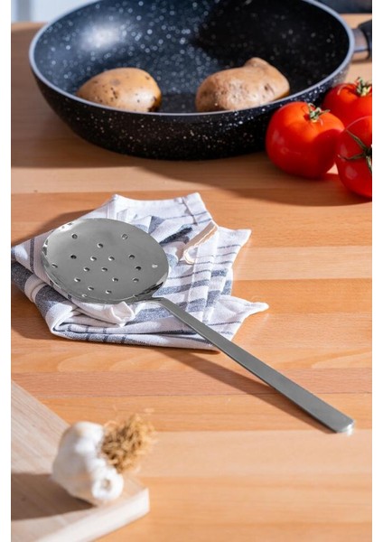 Karat Servis Kevgir 27CM